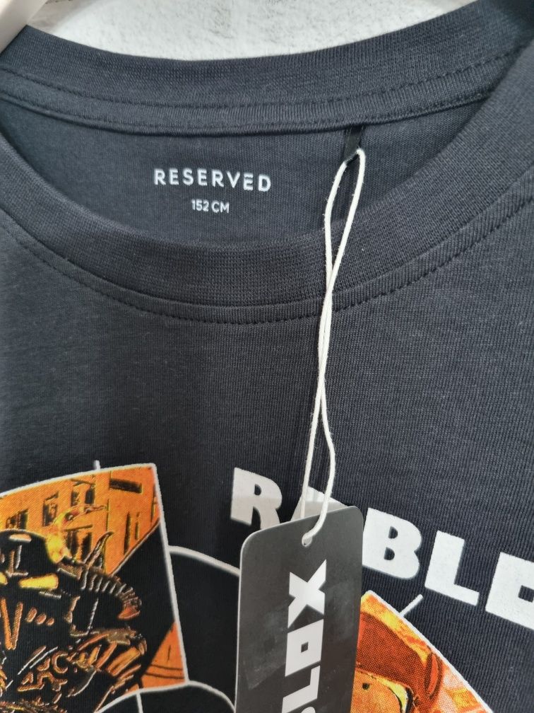 Bluzka t-shirt nowa reserved roblox