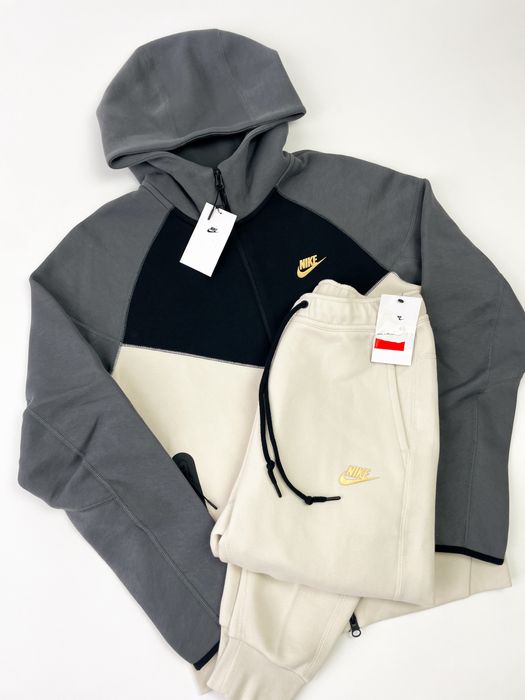 Оригінал! Костюм Nike Tech Fleece чорно-молочний (S) / Новий з бірками