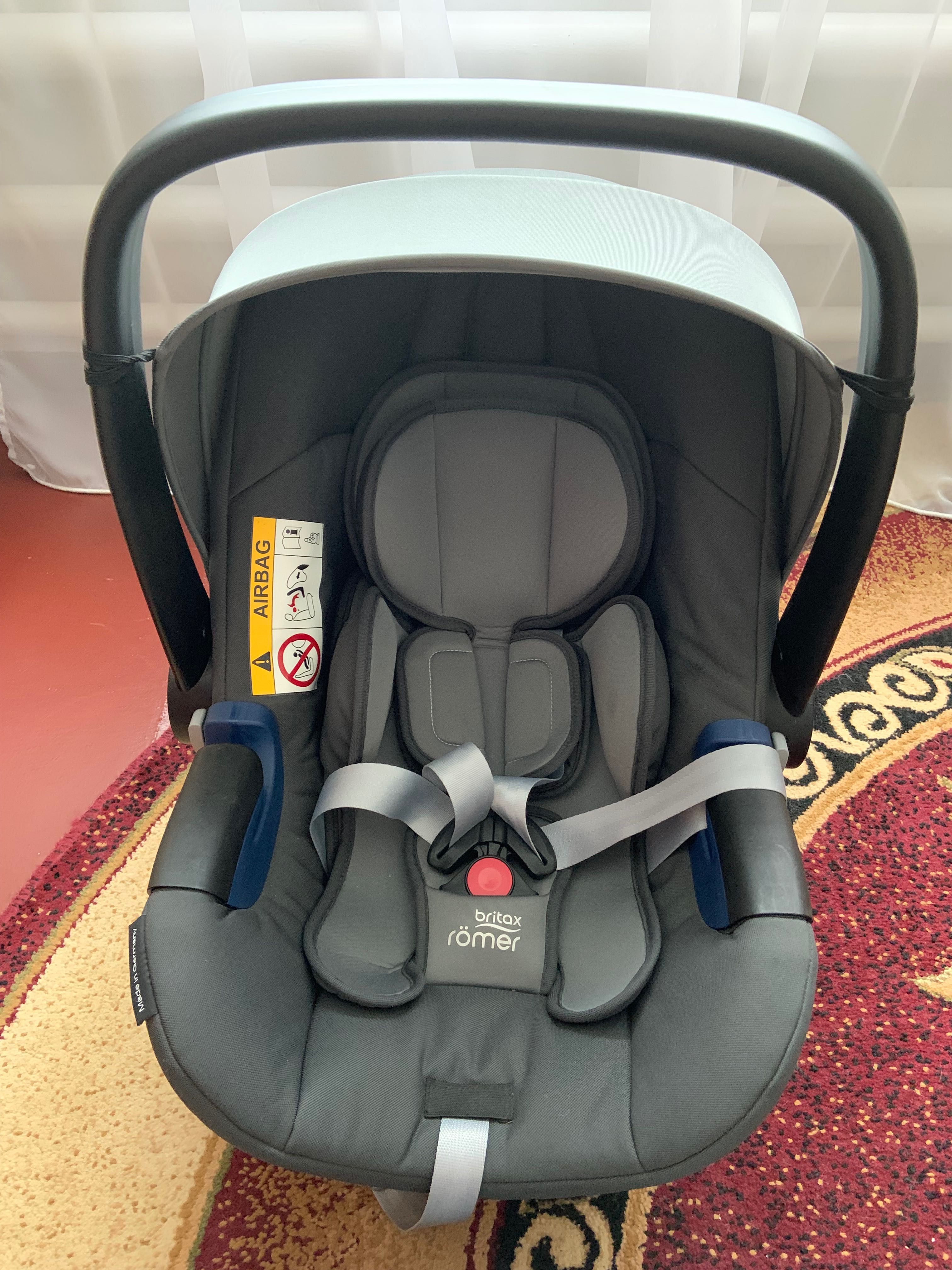 Автокрісло Britax romer  baby-safe i size