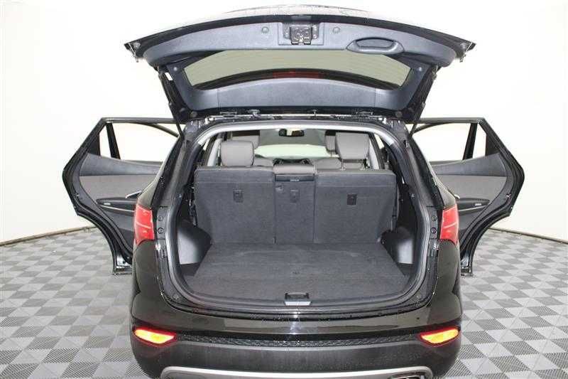 У продажу Hyundai Santa Fe Sport 2014 року