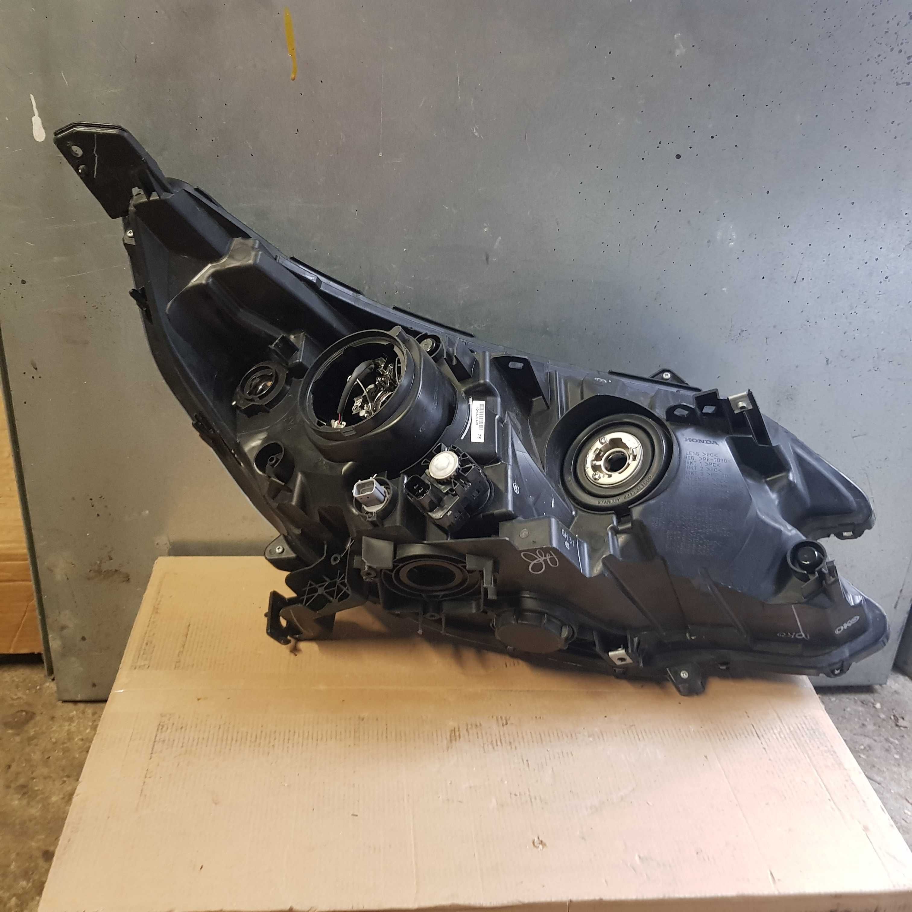 lampa przód Honda CRV 4 lift 16-19