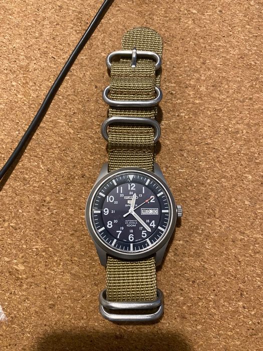 Zegarek Seiko 5 SNZG