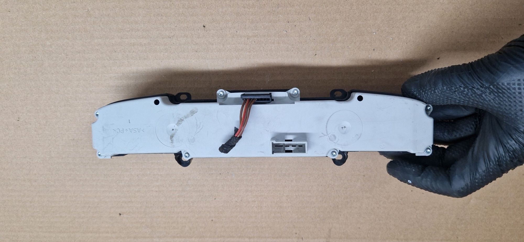Panel włącznik świateł awaryjnych vw crafter