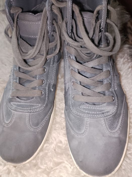 кроссовки 41 27см