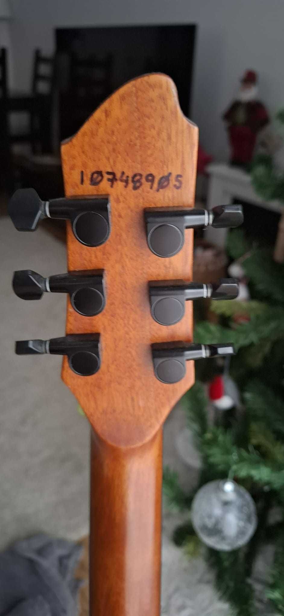 Guitarra Acústica (small body) + Saco transporte