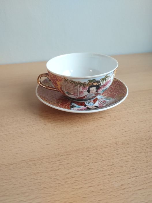 Chińska porcelanowa filiżanka