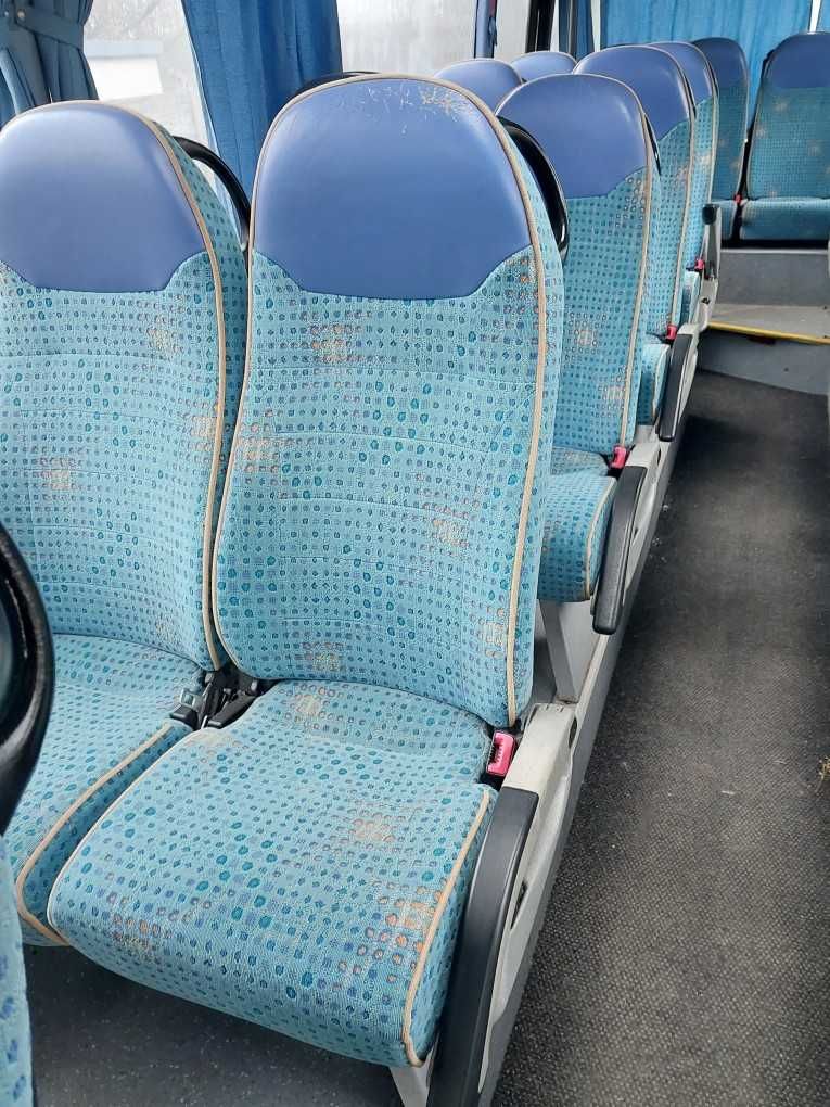 siedzenia fotele do busa, autobusu, szyby bok, drzwi Mercedes Teamstar