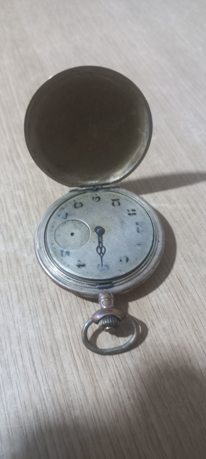 Кишеньковий швейцарський годинник Alpina,  неробочий стан.