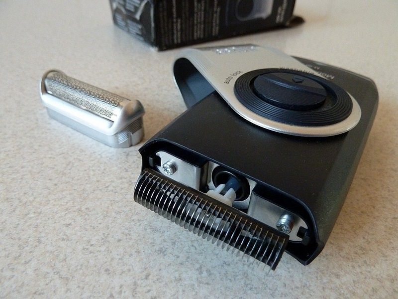 Golarka na baterie BRAUN M-90, MobilShave.