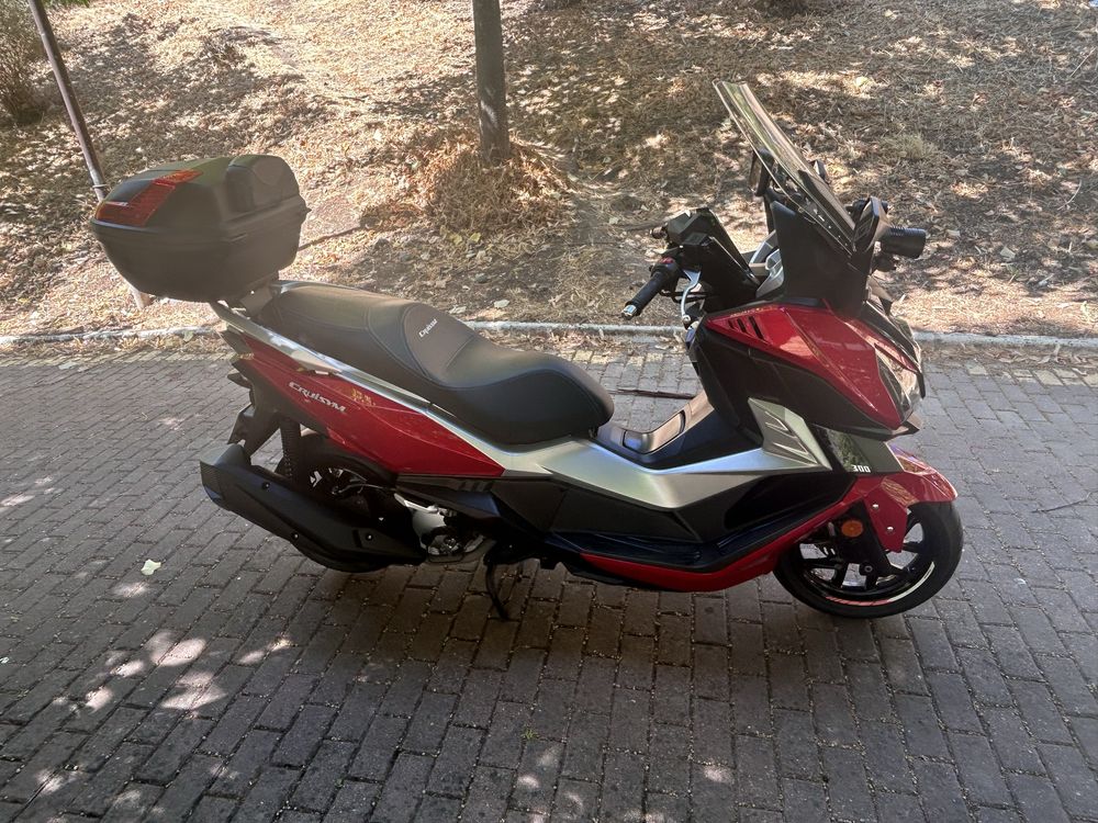 Sym Cruisym 300 ABS