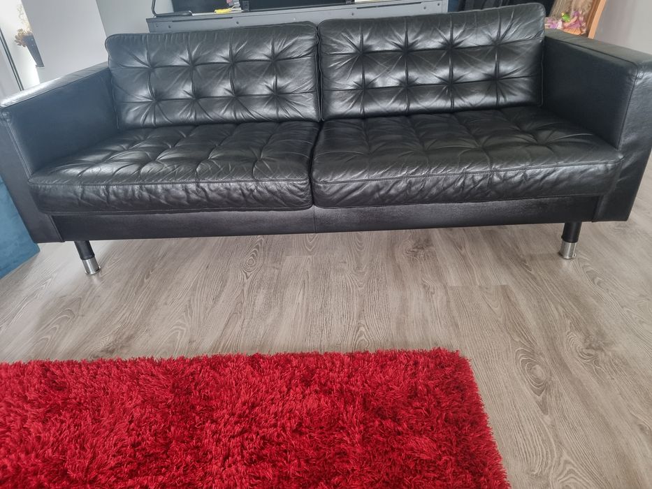 Sofá Ikea em pele. Como novo