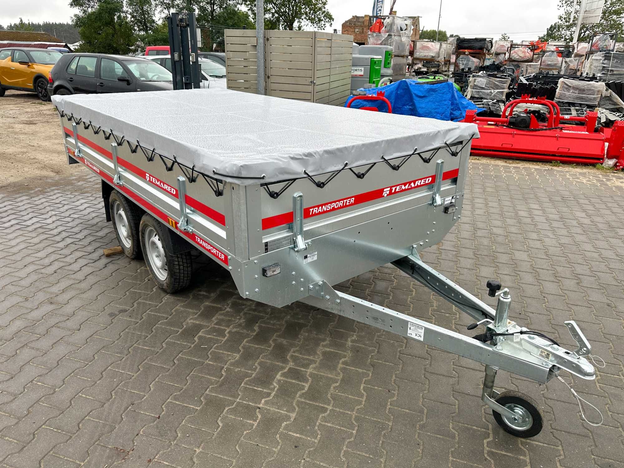 Przyczepka 304x151 cm TEMARED TRANSPORTER 3015/2 0,75T + plandeka