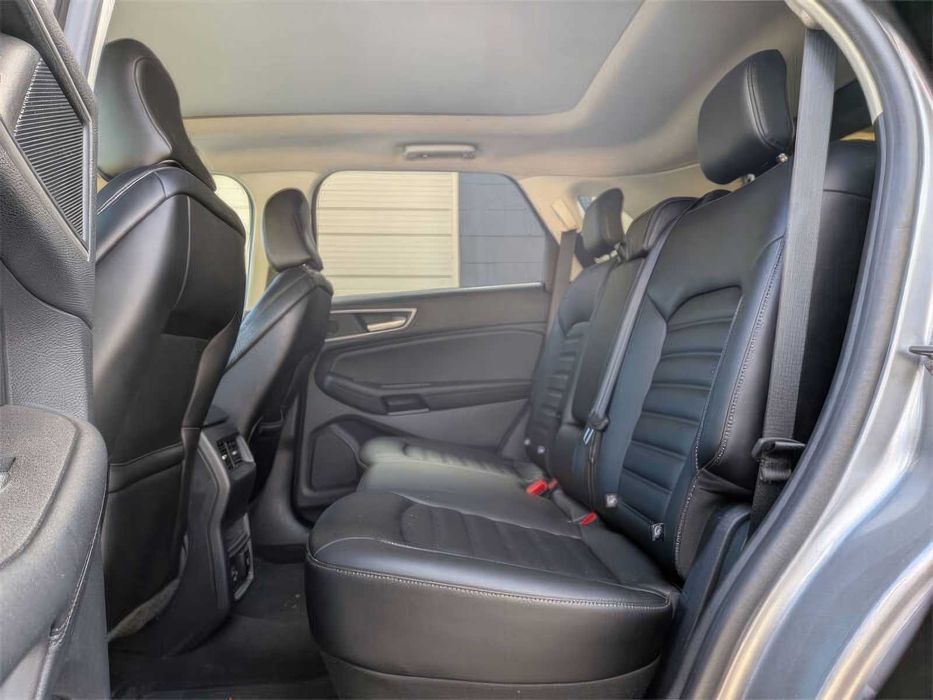 Ford Edge SEL      2021