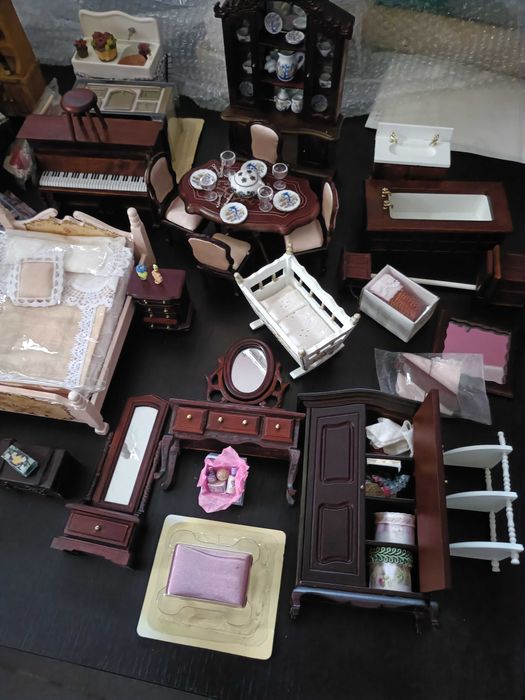 Mobílias para casa bonecas