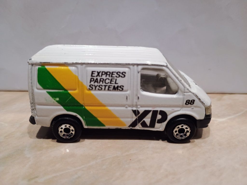 Matchbox Ford Transit