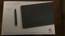 Графічний планшет Wacom Intuos Pro S