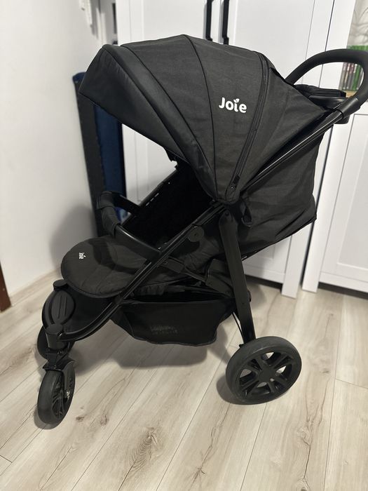 Wozek spacerowy Joie
