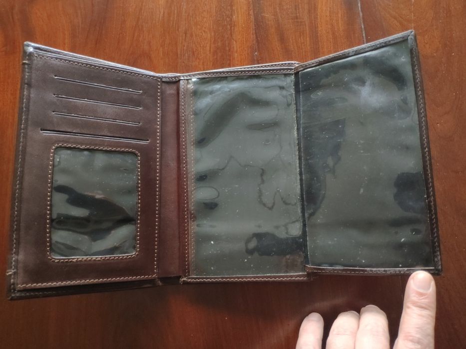 Carteira de senhora em pele castanha (novo)