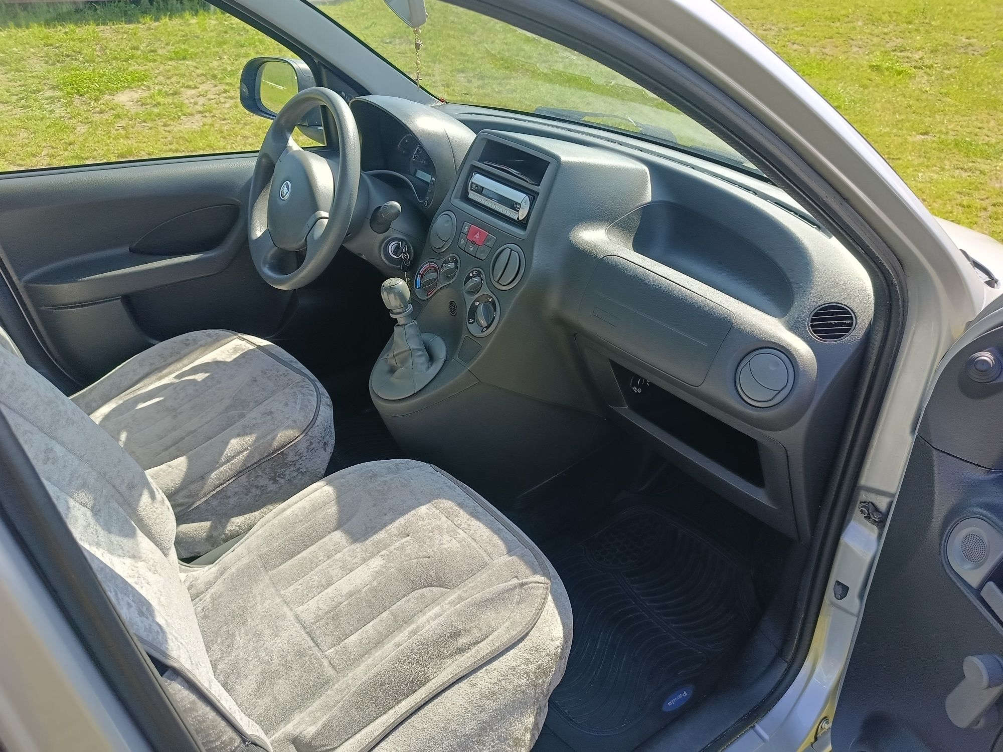 Fiat panda 2 wspomaganie opony z felgami na lato