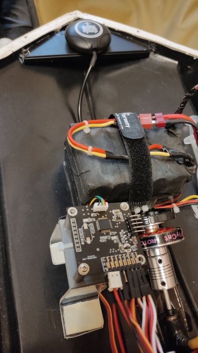 Карповый  кораблик .  GPS автопилот