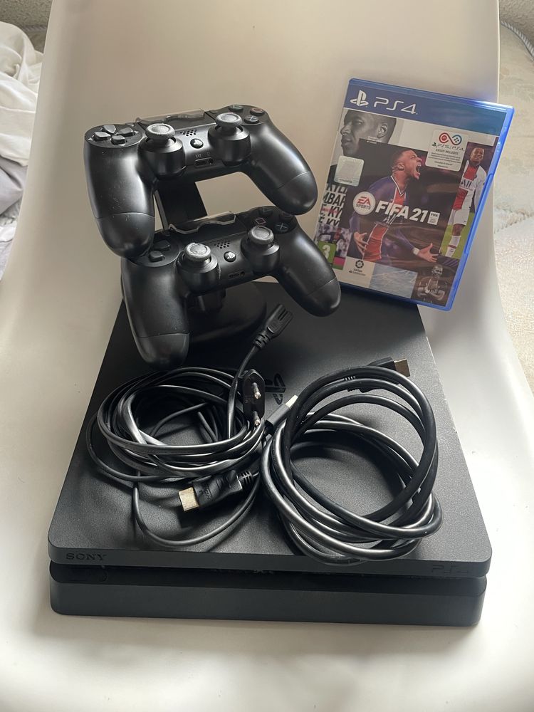 Playstation 4 Slim 1 TB