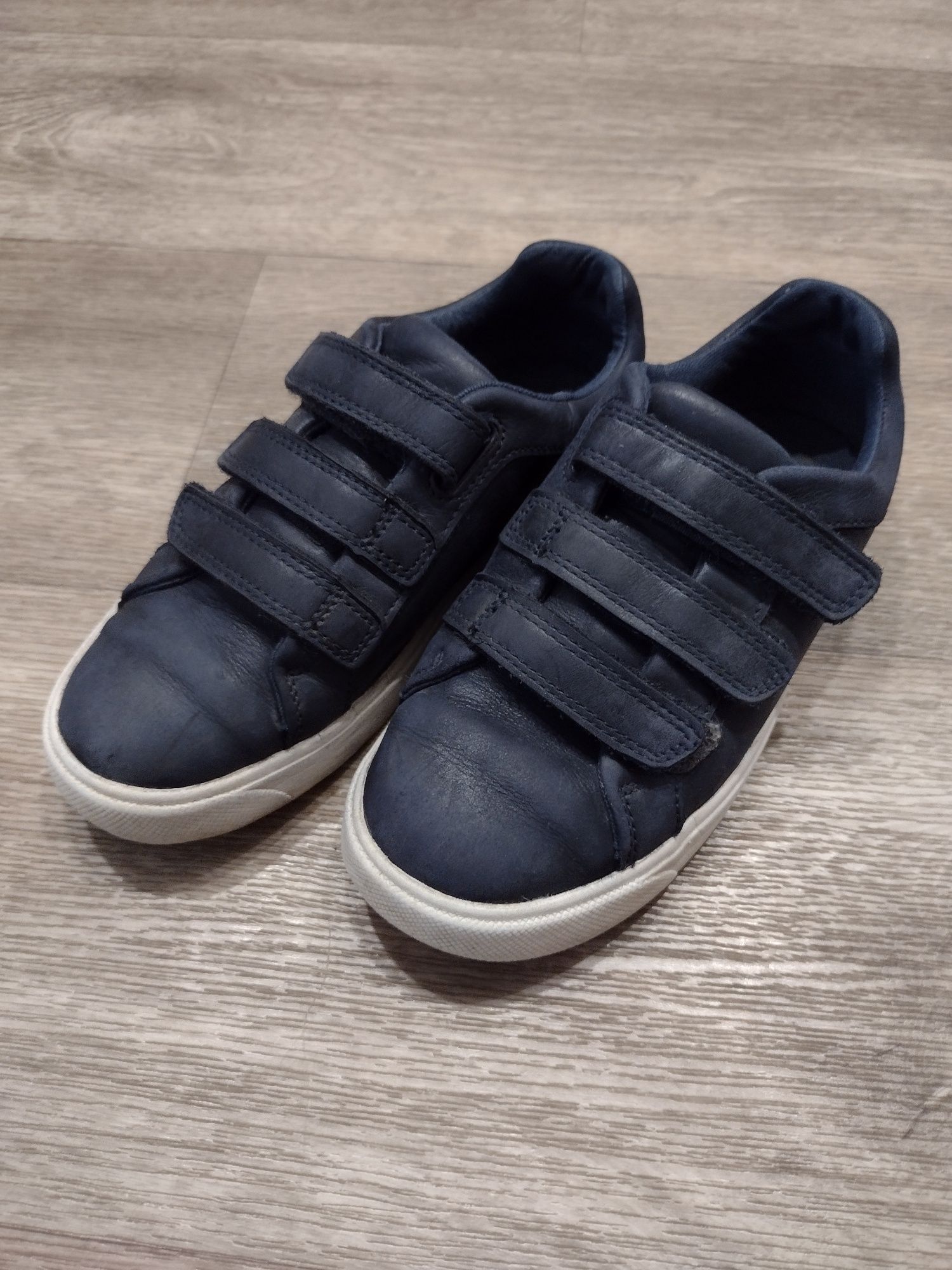 Шкіряні кросівки кеди Clarks для хлопчика устілка 20 см