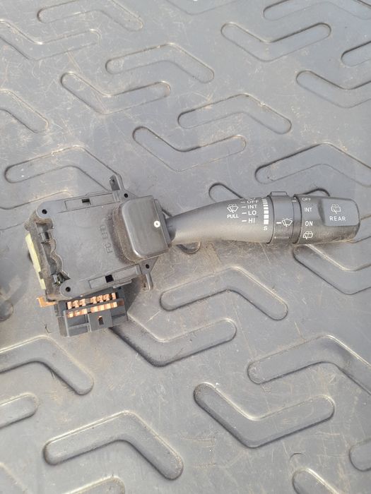 Подрулевой переключатель для Киа Соренто 1