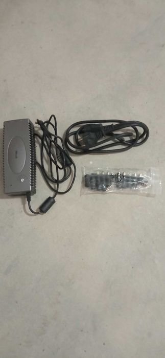 Carregador universal para portátil