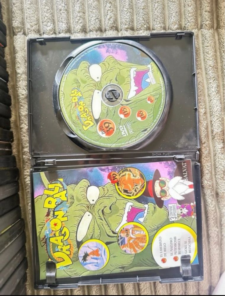 Coleção Dragon Ball – Salvat (51 DVDs + Revistas)