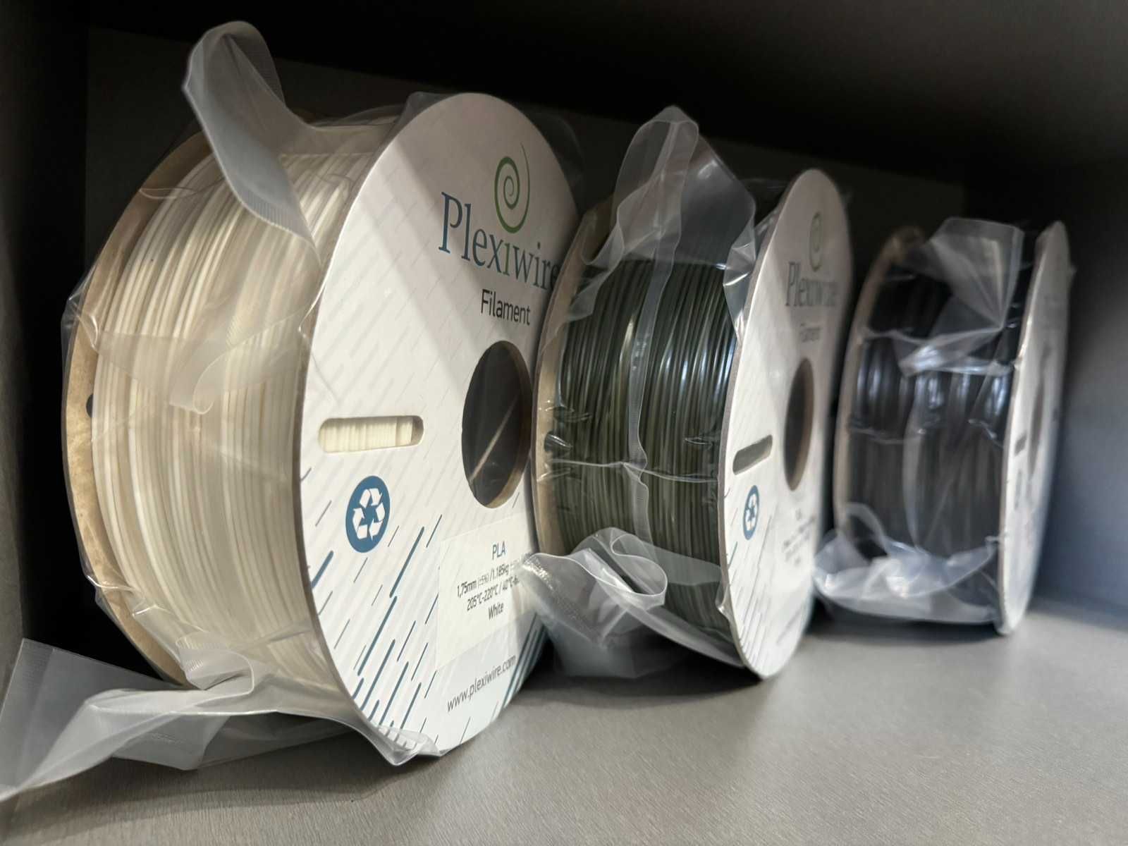 PLA пластик Plexiwire для 3D принтера 400м / 1.185кг / 1.75мм