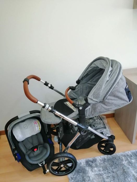 Vendo carrinho de bebé em ótimo estado