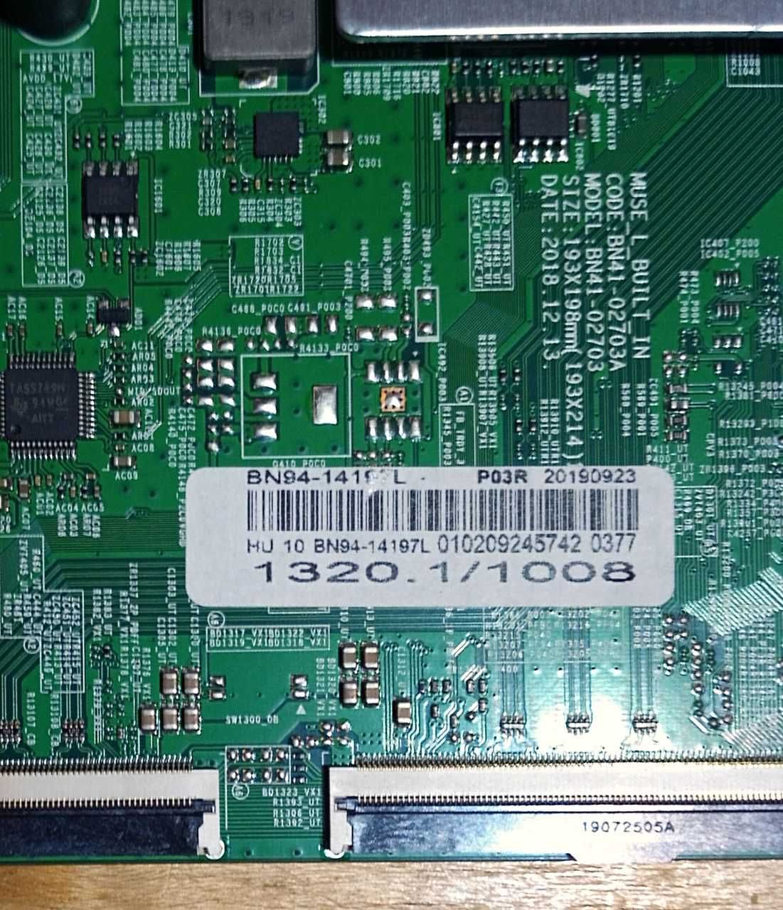 Samsung UE55RU7172U  Майн плата