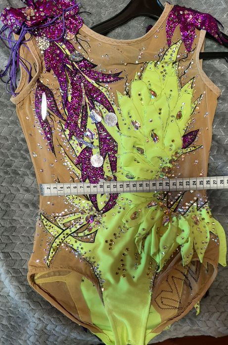 Купальник змагальний для художньої гімнастики. На зріст 122-134