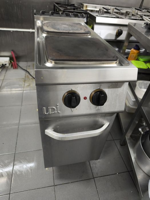 Fogão elétrico industrial usado