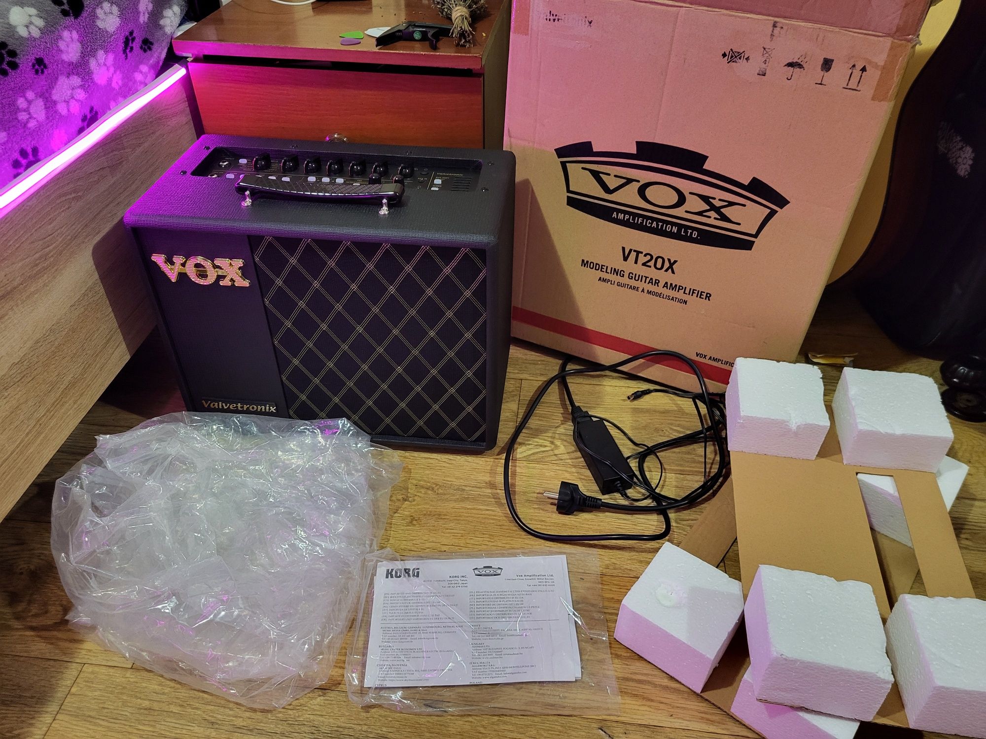 Комбопідсилювач Vox VT20X