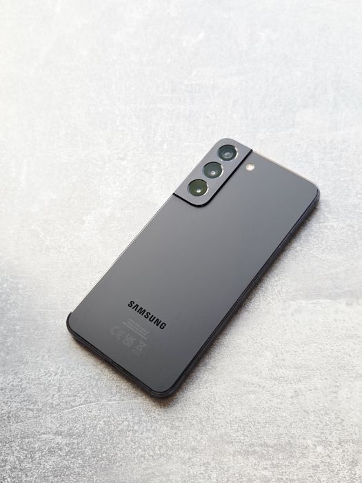 Samsung Galaxy S22 8/128Gb Awesome Black. 2 фізичні сім+eSIM. Exynos