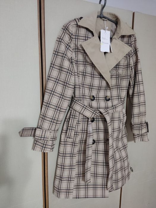 Плащ весняно-осінній