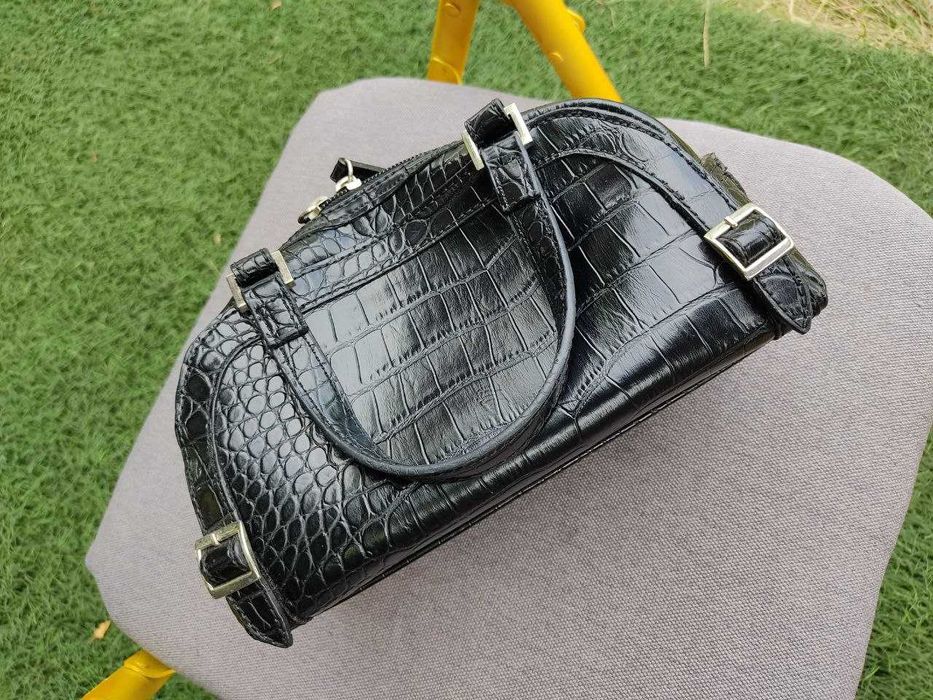 жіноча сумка fiorelli з iталii пiд крокодилову шкіру чорного кольору