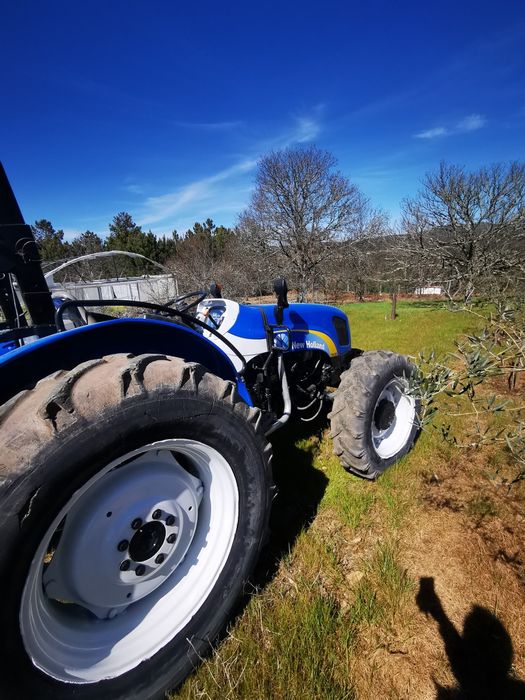 Trator New Holland 75cv