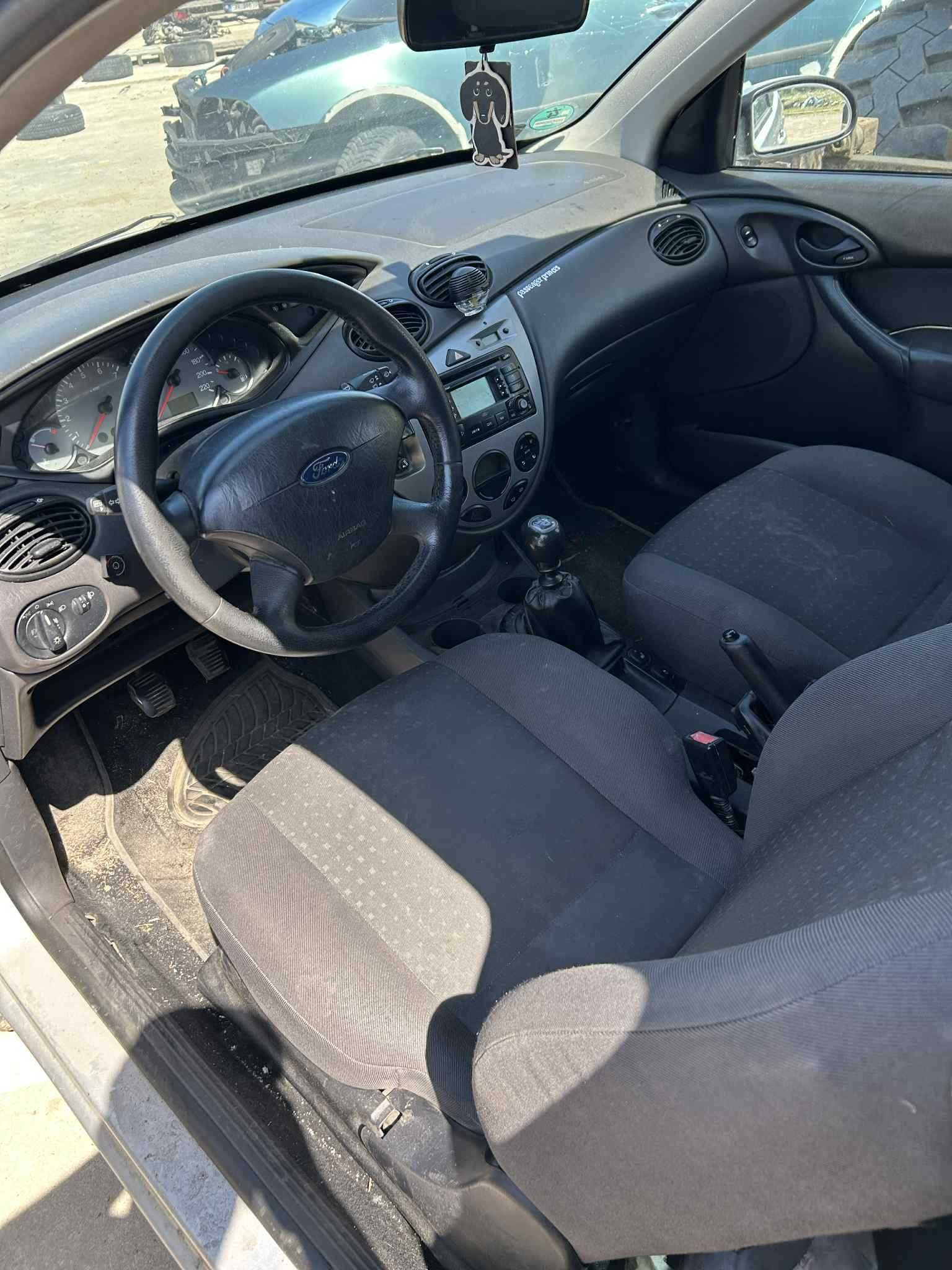 Ford focus MK1 LIFT HB Lakier 08 2003r /Na części