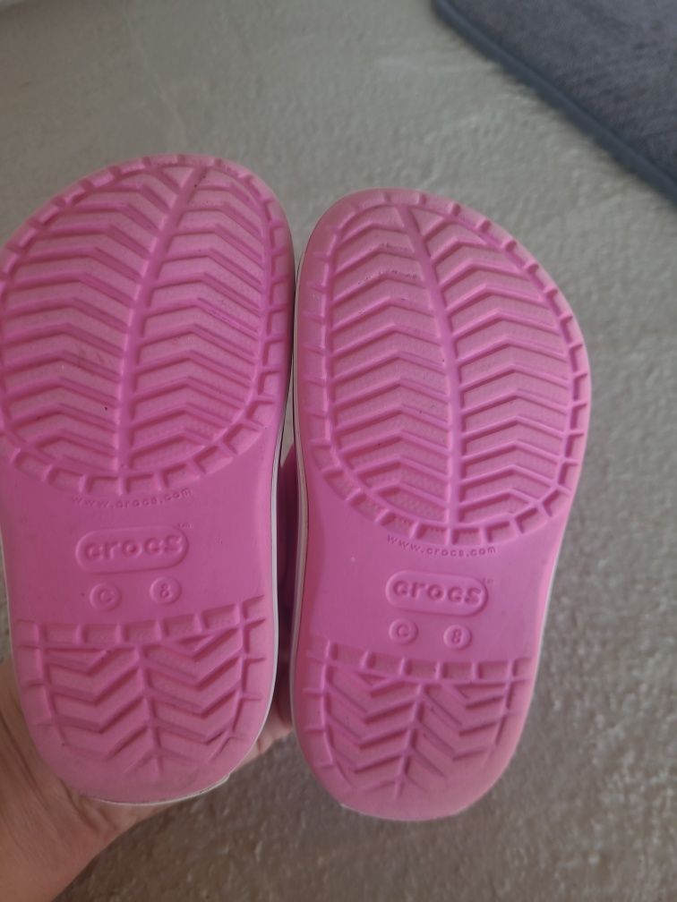 Crocs modelo Crocband originais C8
