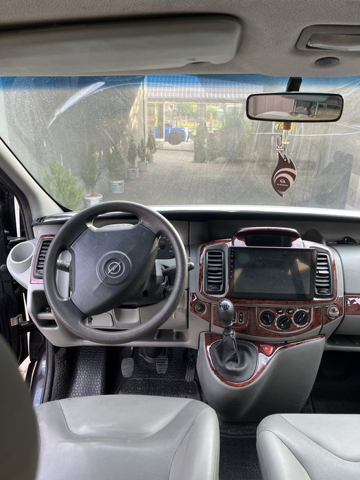 Opel vivaro 2.5 Дизель