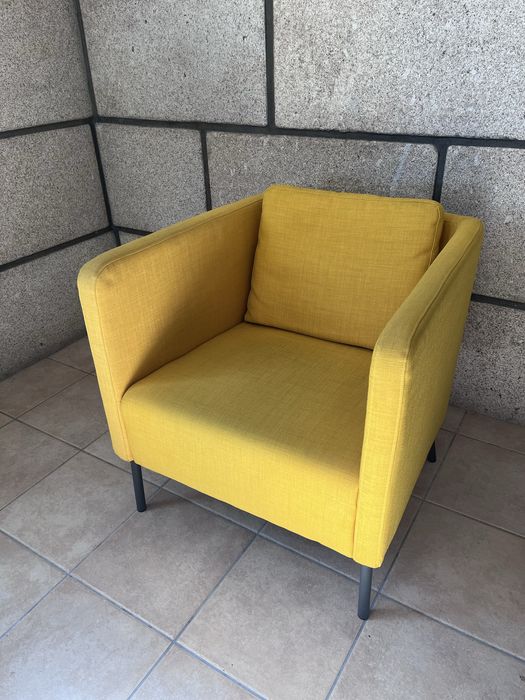 Poltrona EKERÖ – IKEA | bom estado