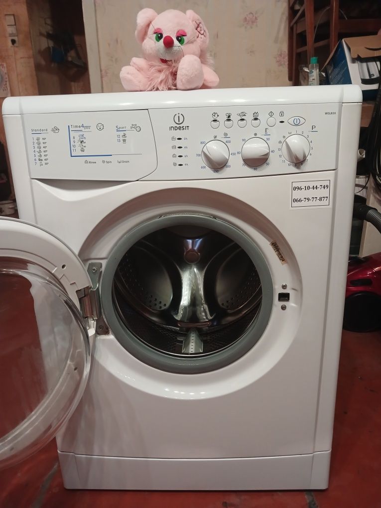 Стиральная машина Indesit wisl85x после ТО. Гарантия. Доставка