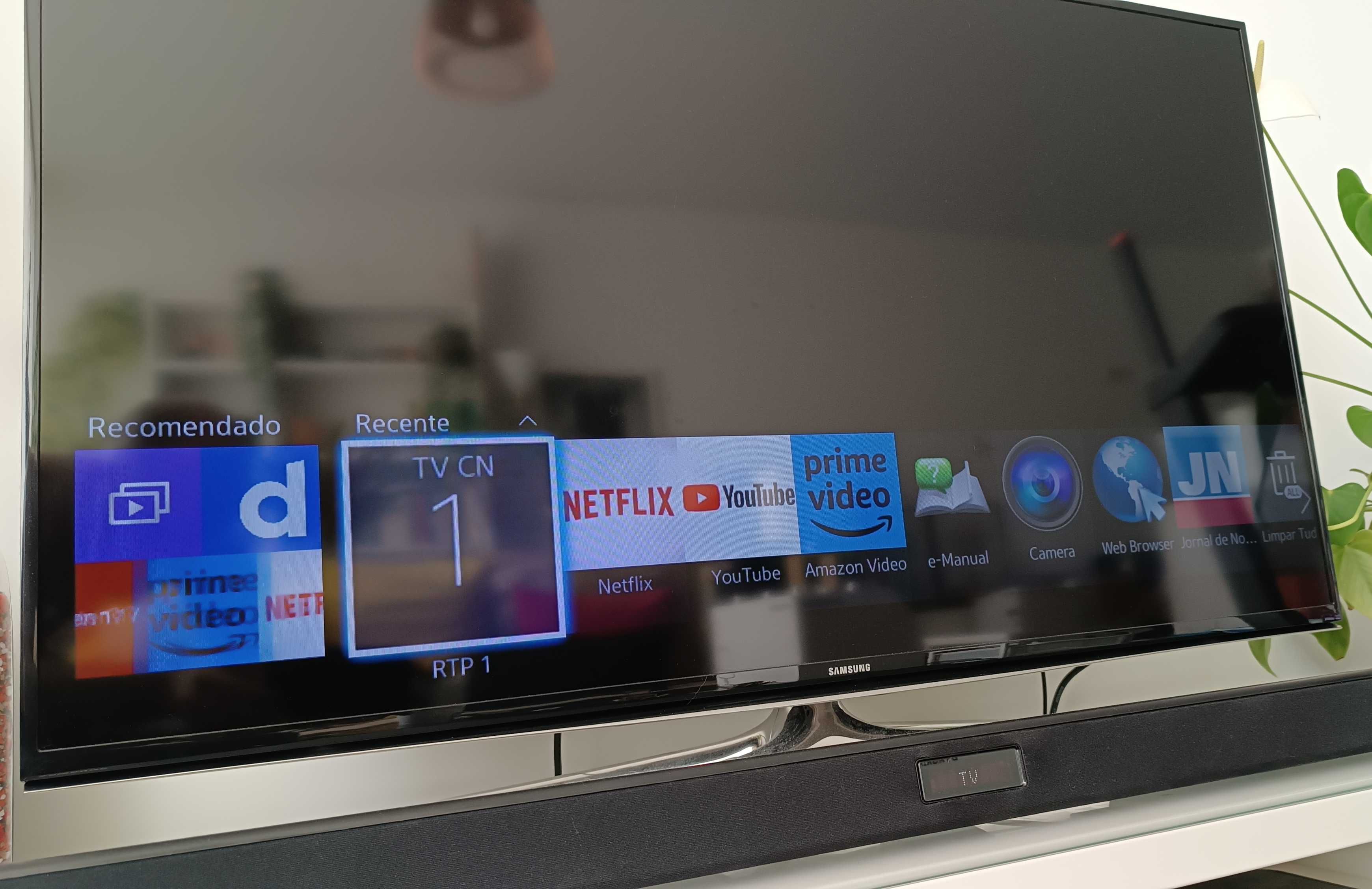 Oportunidade - TV Samsung 40" + TV LG 28" + Soundbar Samsung