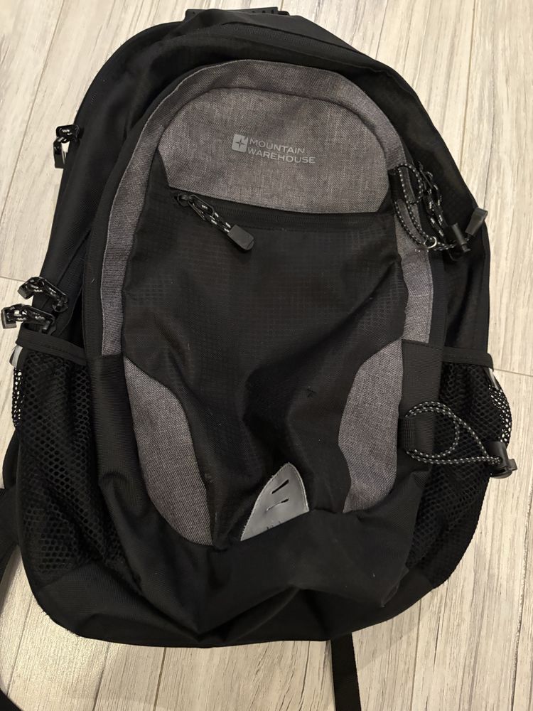 Plecak mountain warehouse szary czarny duży mnóstwo kieszeni unisex