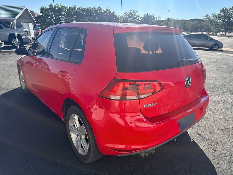 Volkswagen Golf TDI S      2015
