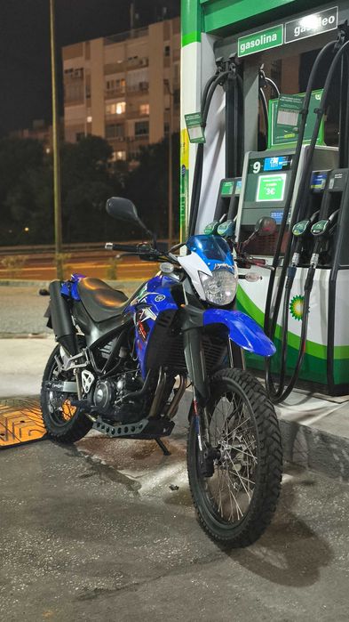 Yamaha XT660R 2009 - Impecável!