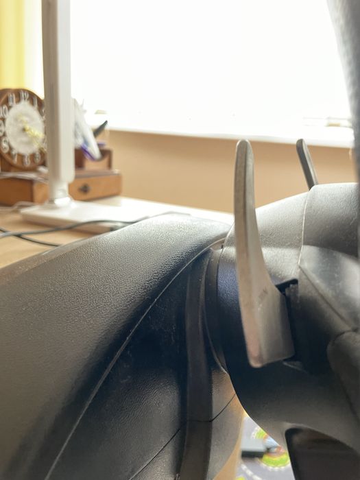 Trustmaster T80 ferrari 488 gtb, ps4