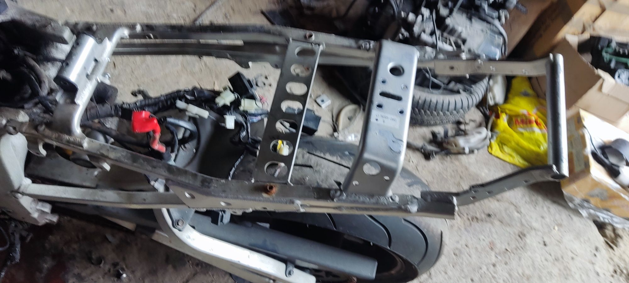 Yamaha r6 rj03 stelaż ogon
